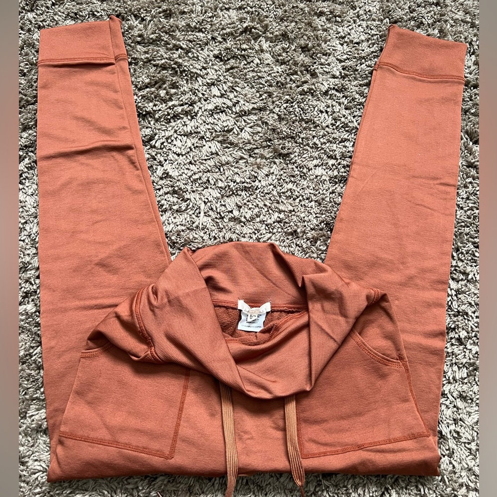 Copper Key Joggers - Picture 2 of 3